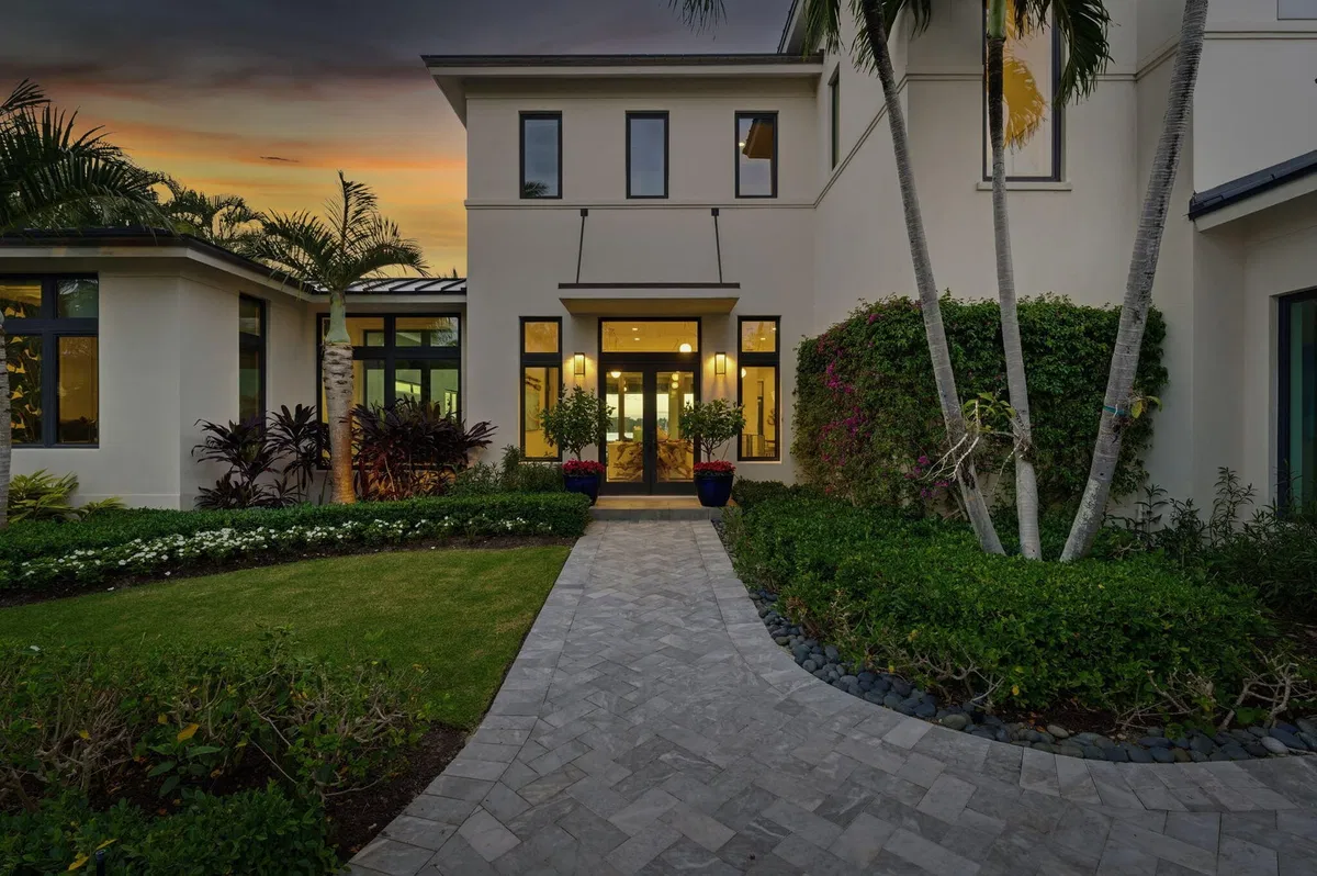 Residence photo 7