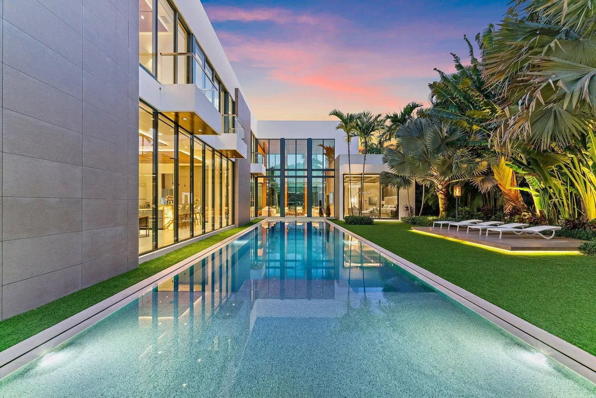 Admirals Cove Residence