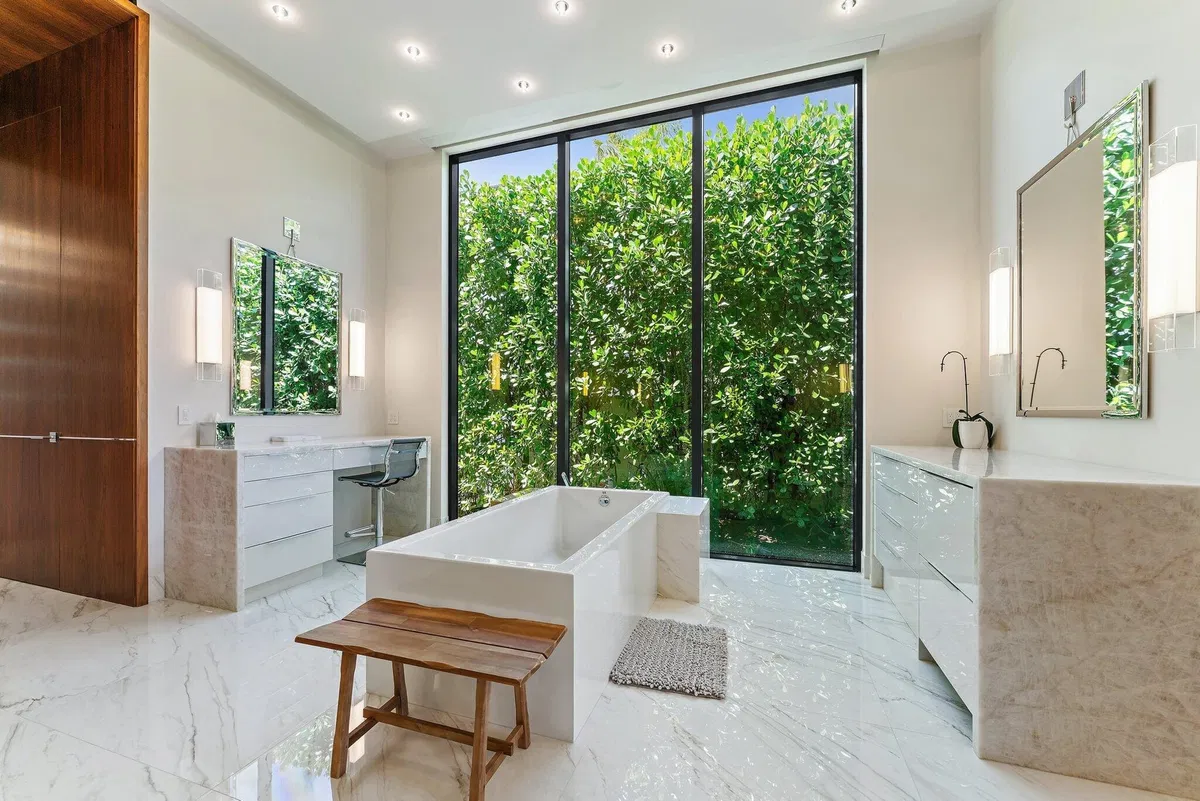 Admirals Cove Residence photo 46