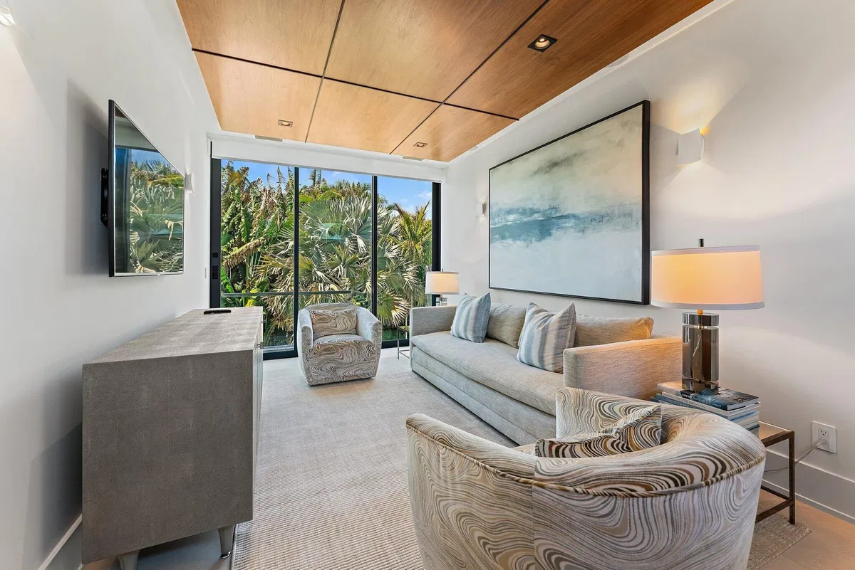 Admirals Cove Residence photo 58