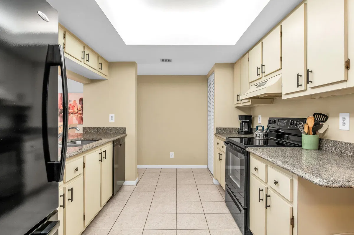 Unit 4207 photo 16