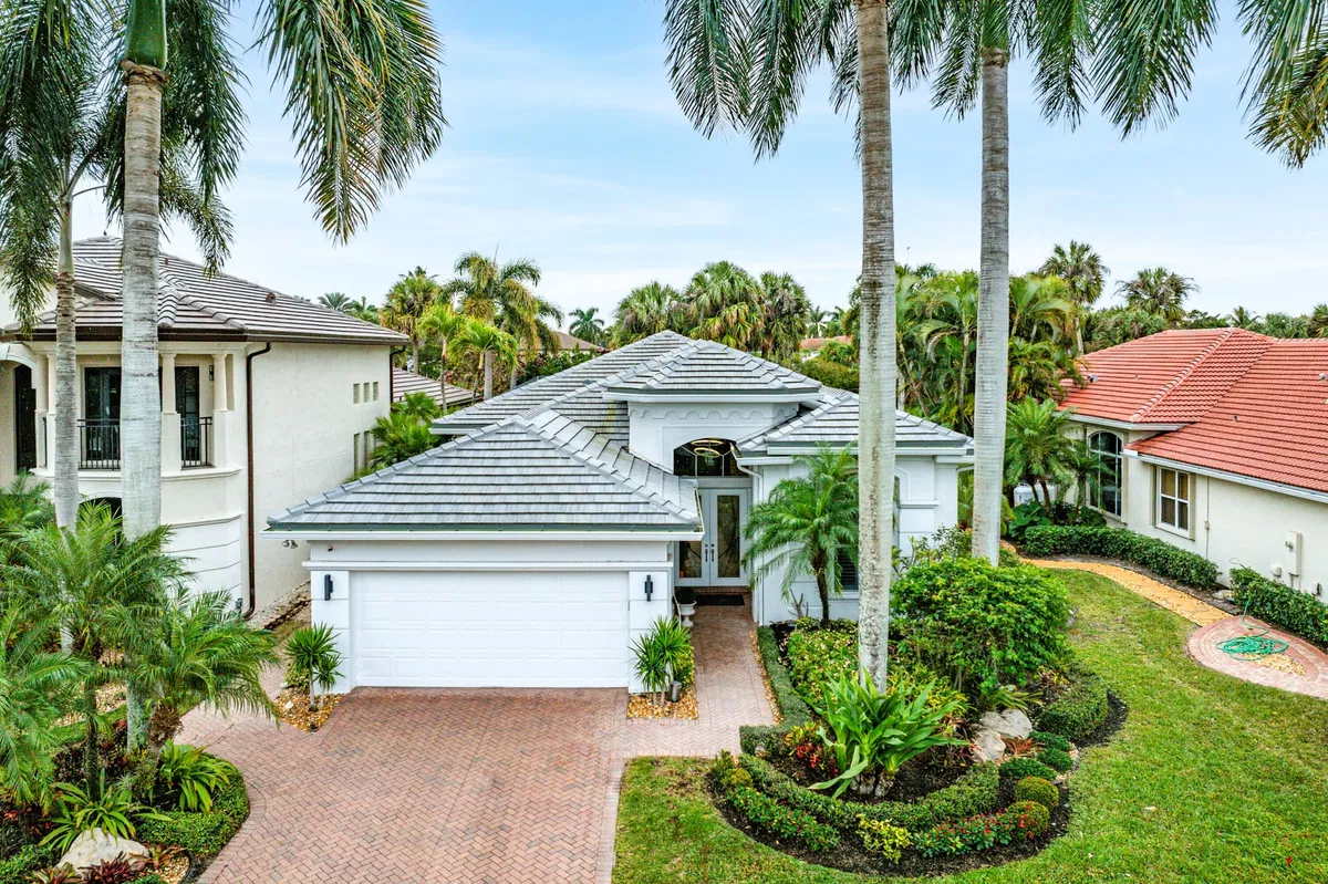 Mizner Country Club Residence photo 28