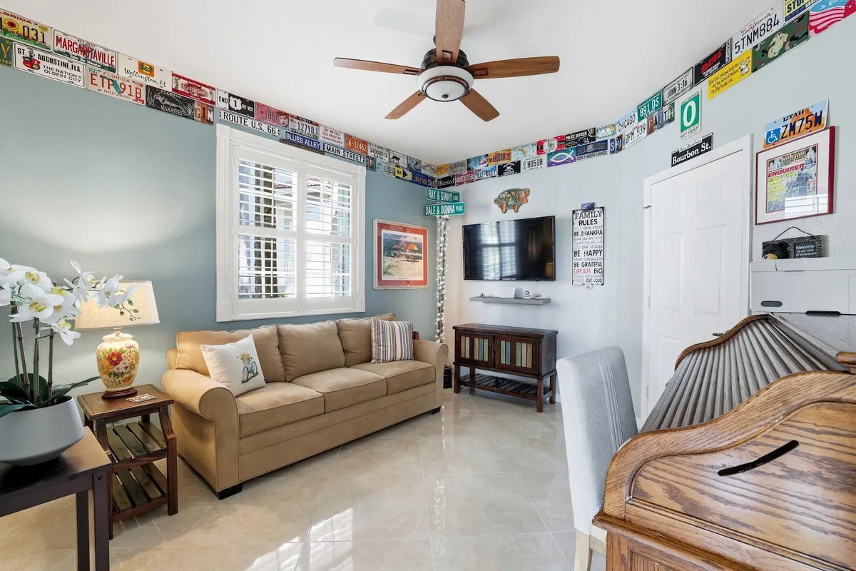Residence photo 16