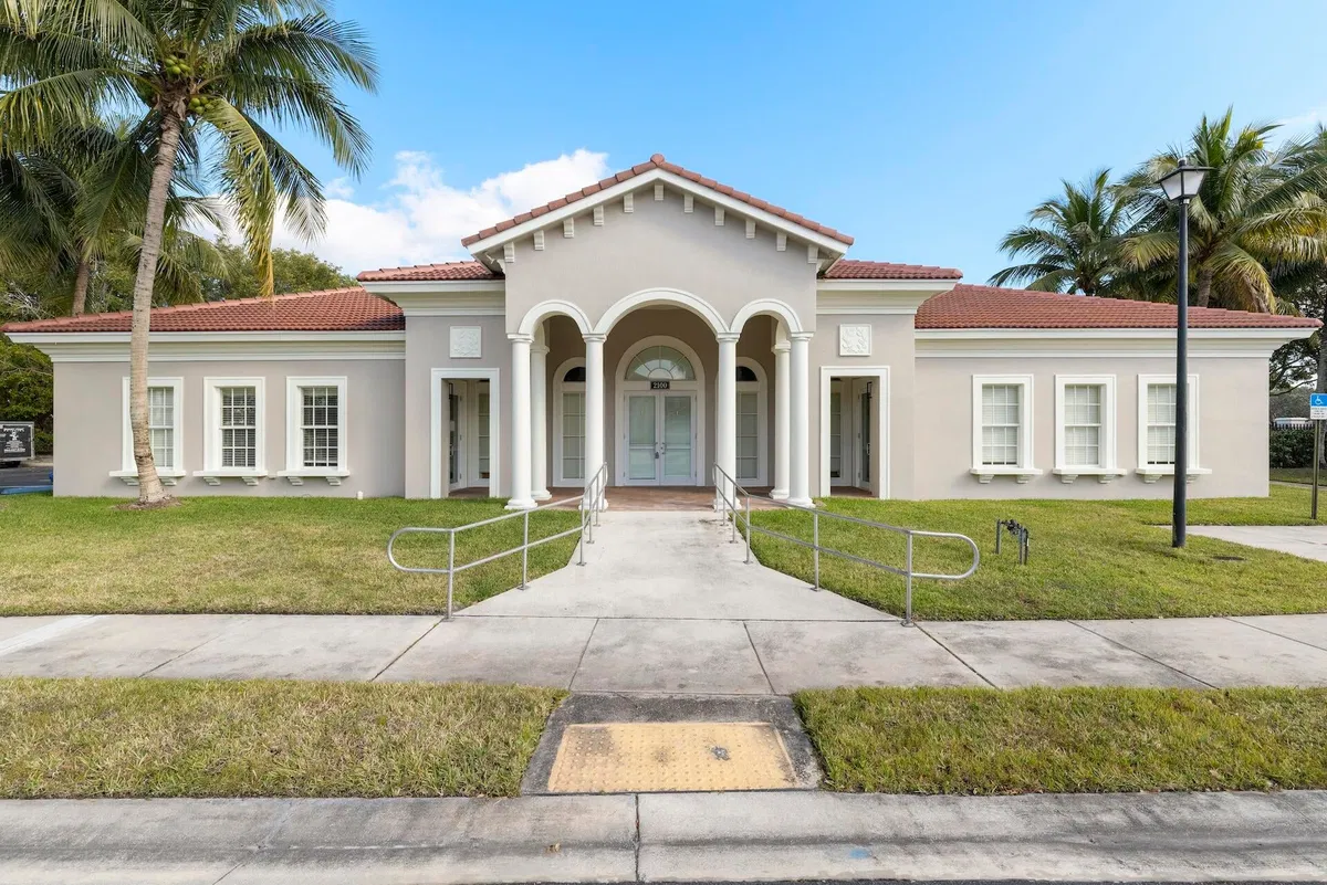 Residence photo 22