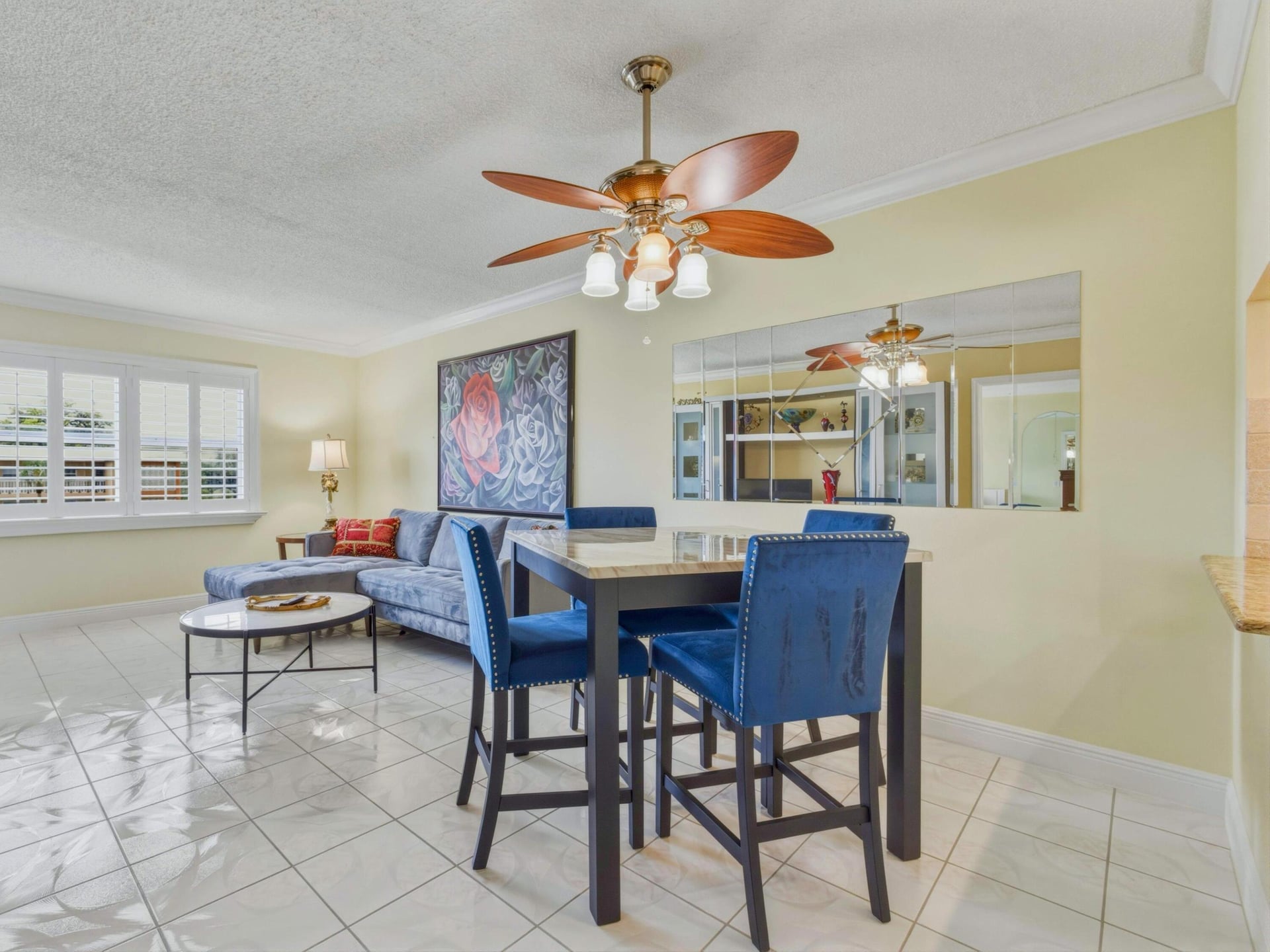 Unit 1136 photo 7