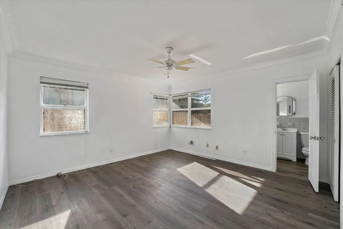  Residence photo 13