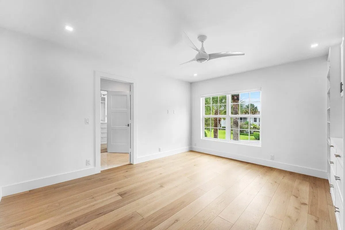 First Fairway Residence photo 25
