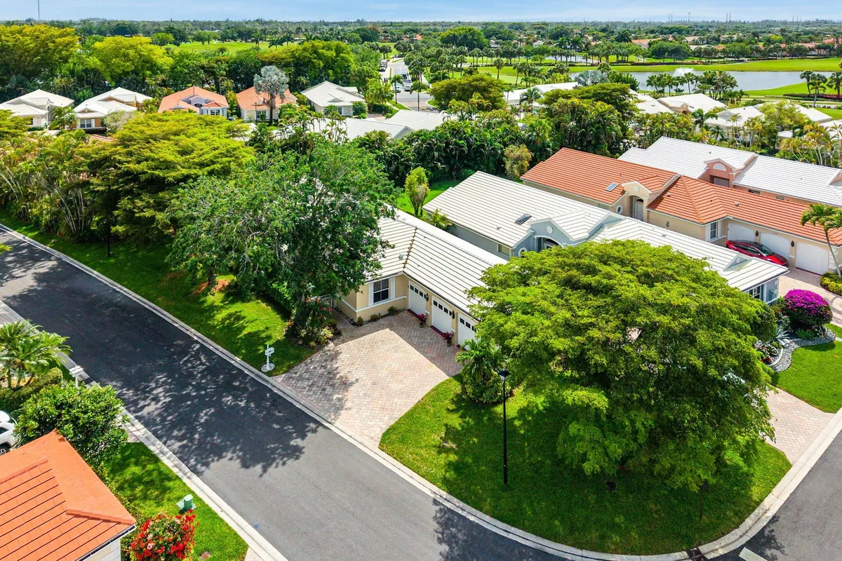 Residence photo 28