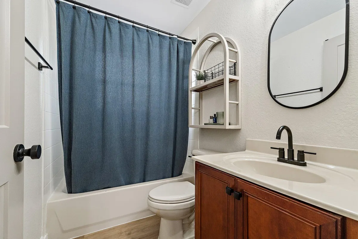 Residence photo 25