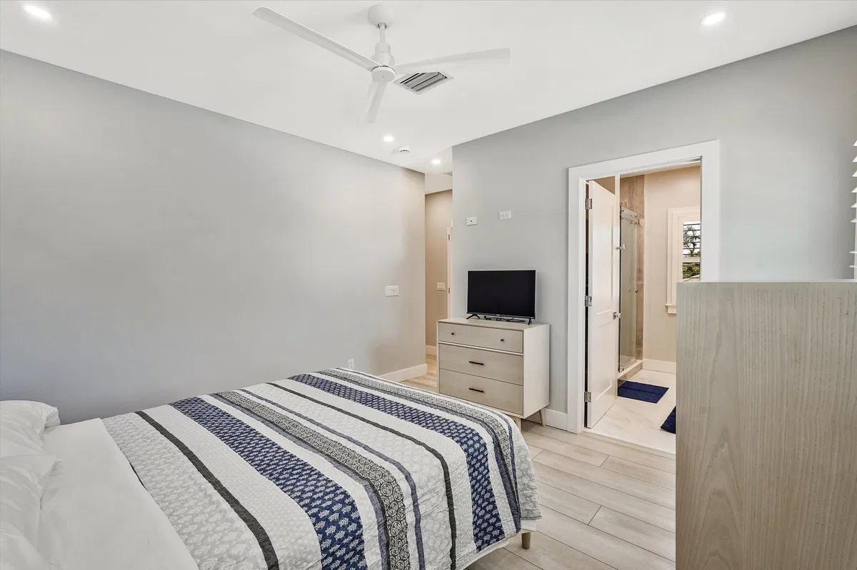  Residence photo 28