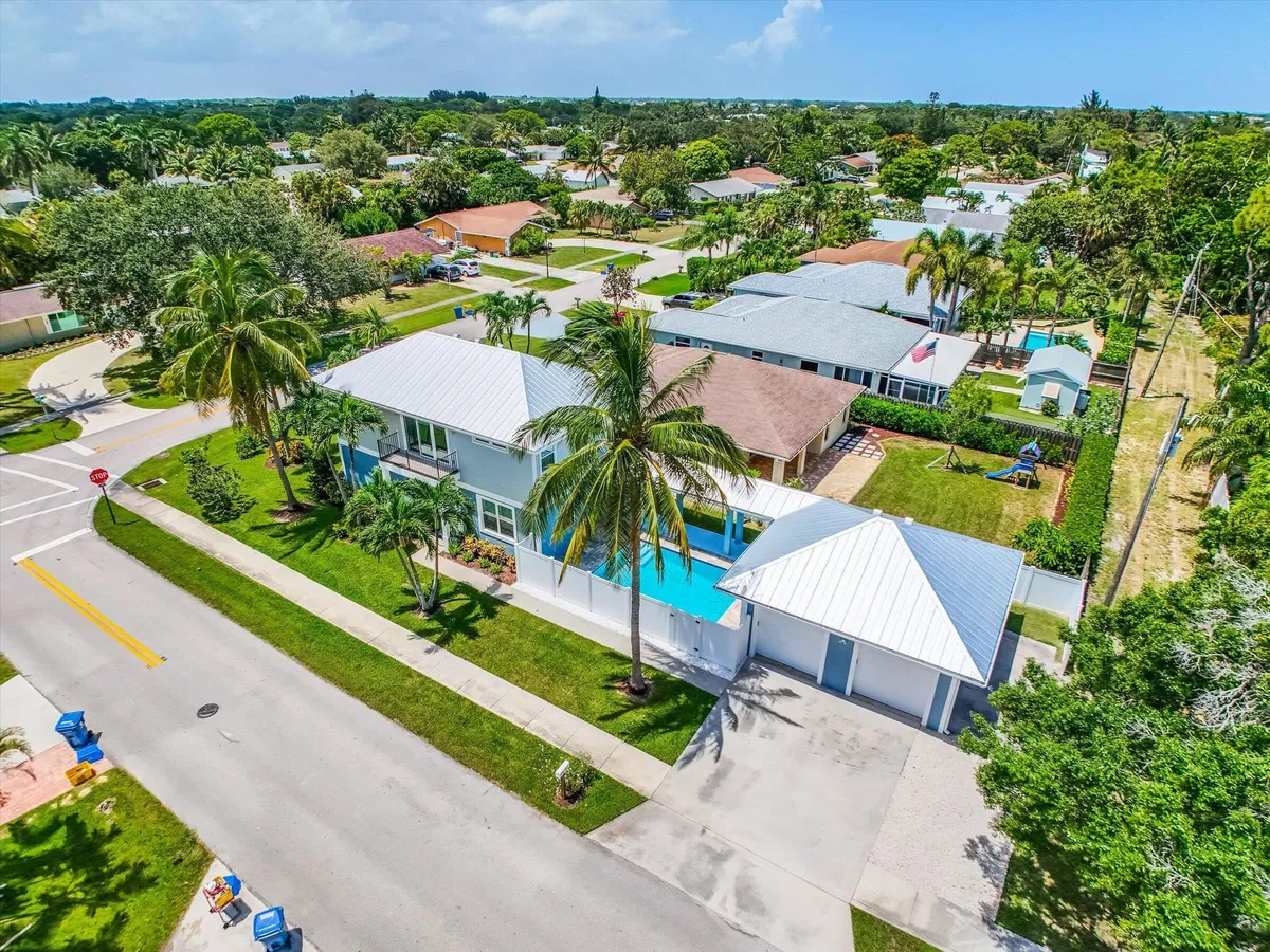  Residence photo 37
