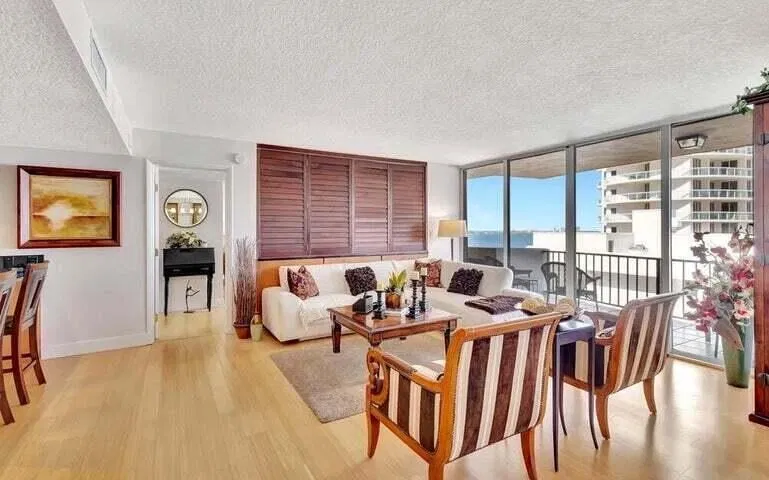 Singer Island Unit 1-905 photo 25