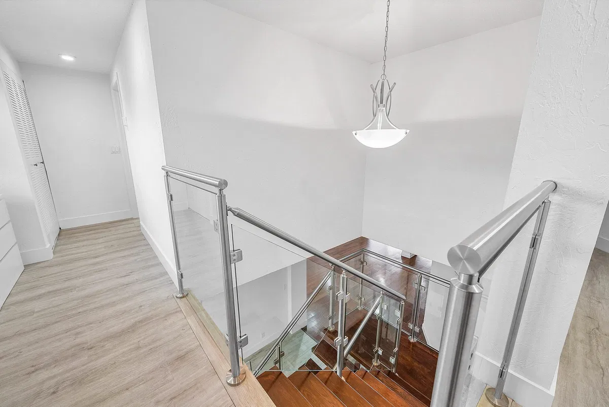Unit 213 photo 25
