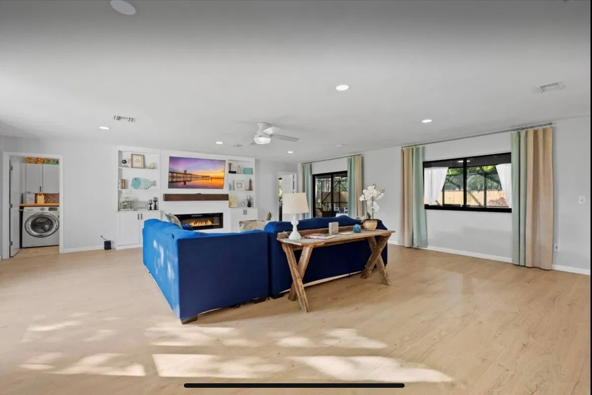 Residence photo 4