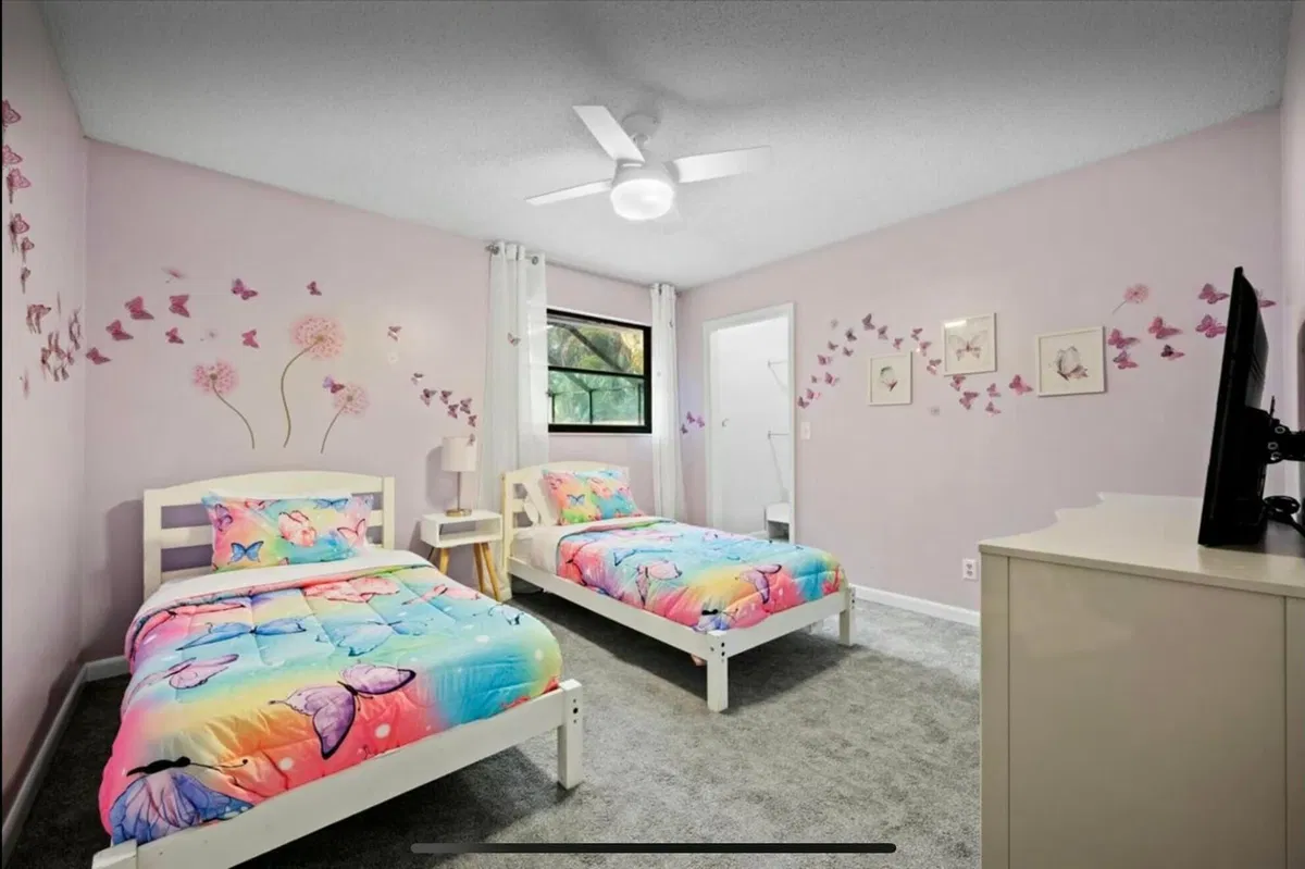 Residence photo 16