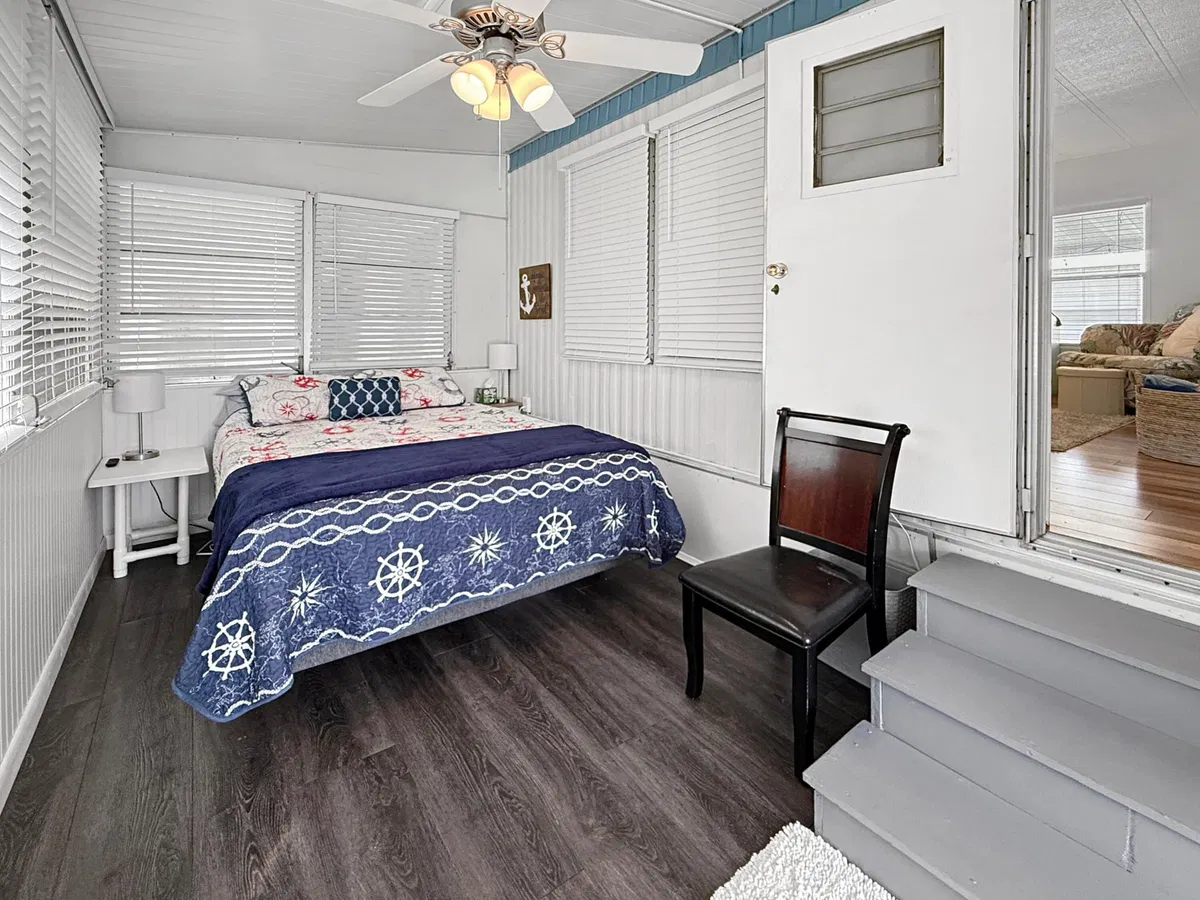  Residence photo 28
