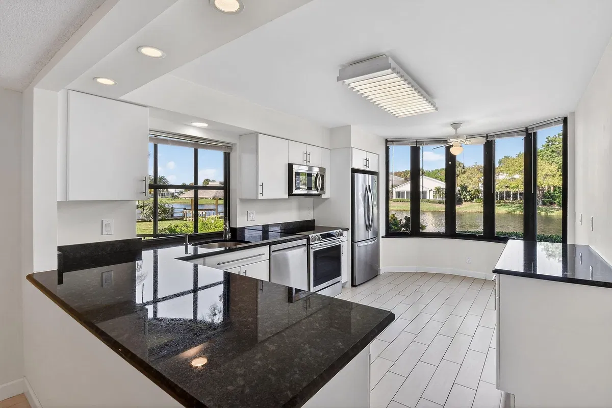 Jonathan's Landing Jupiter FL Unit 128 photo 10