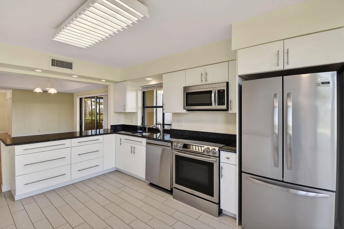 Jonathan's Landing Jupiter FL Unit 128 photo 16