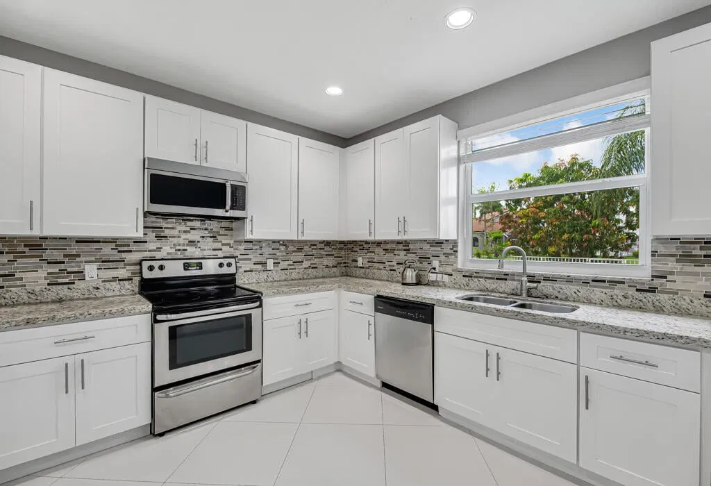 Boca Isles Residence photo 13