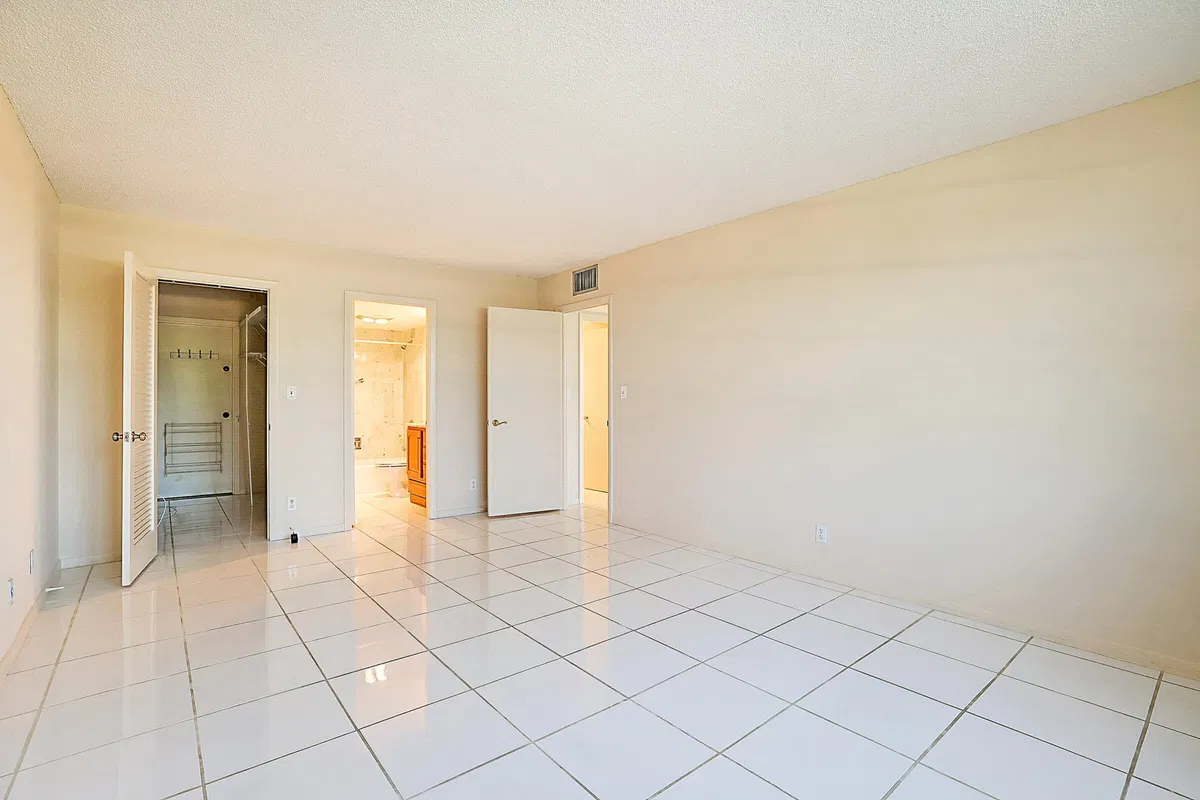 Boca Towers Unit 302e photo 19