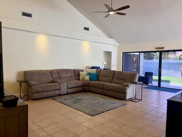 Residence photo 4