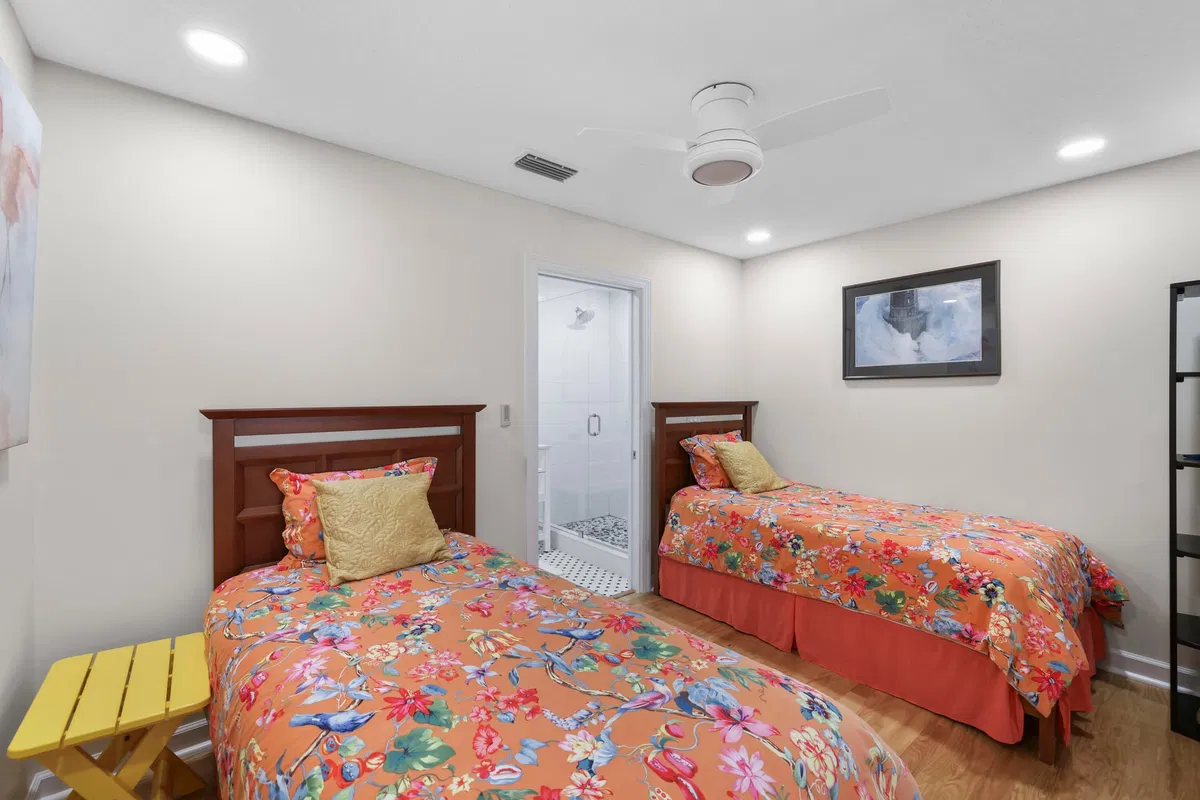 Residence photo 34