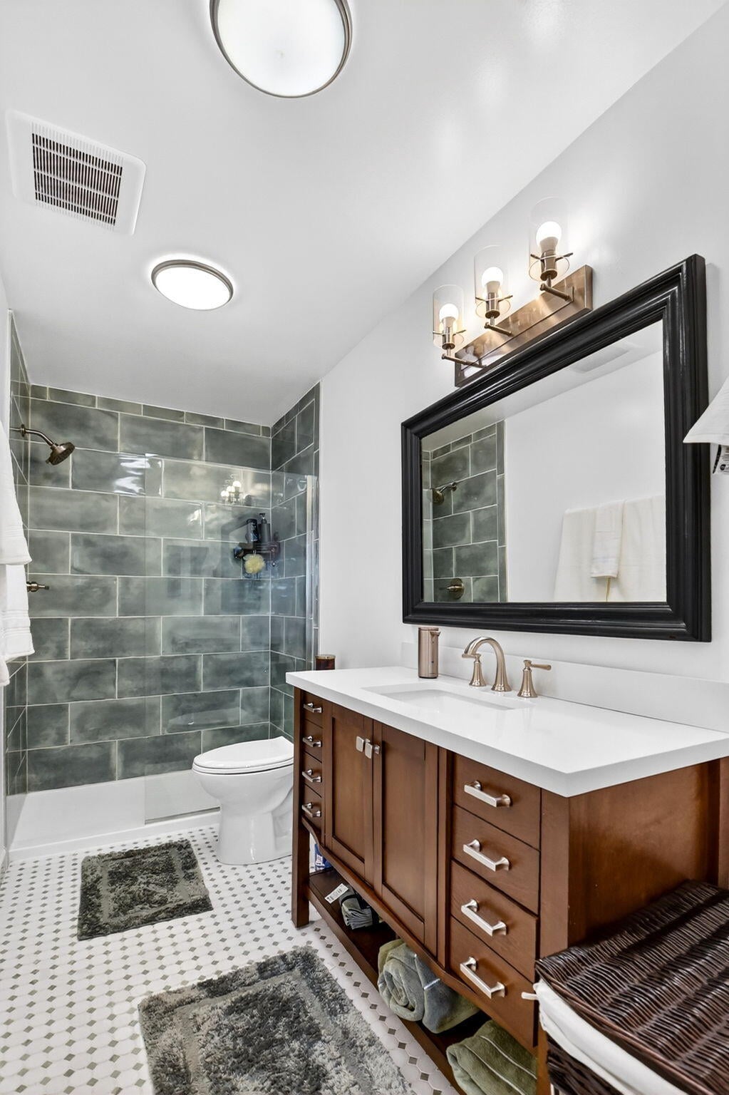 Unit 103 photo 25