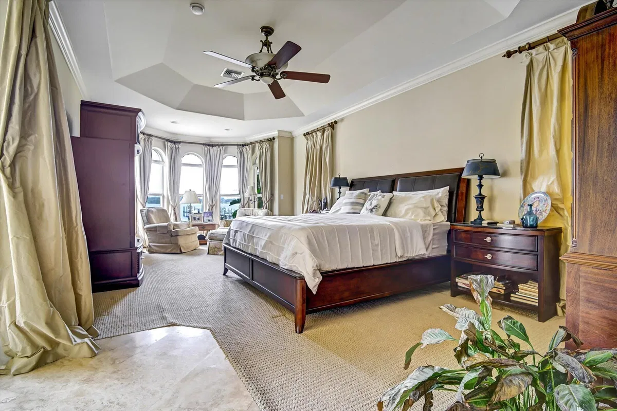  Residence photo 22