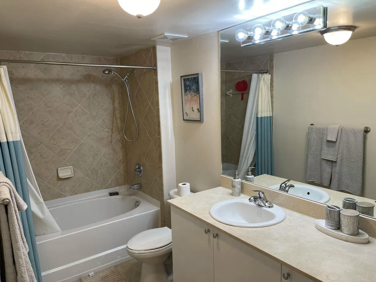 The Prado Unit 534 photo 19