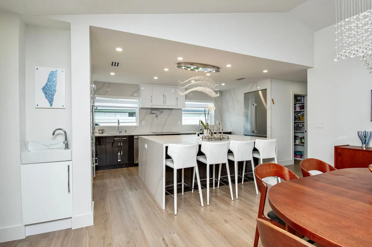 Residence photo 19
