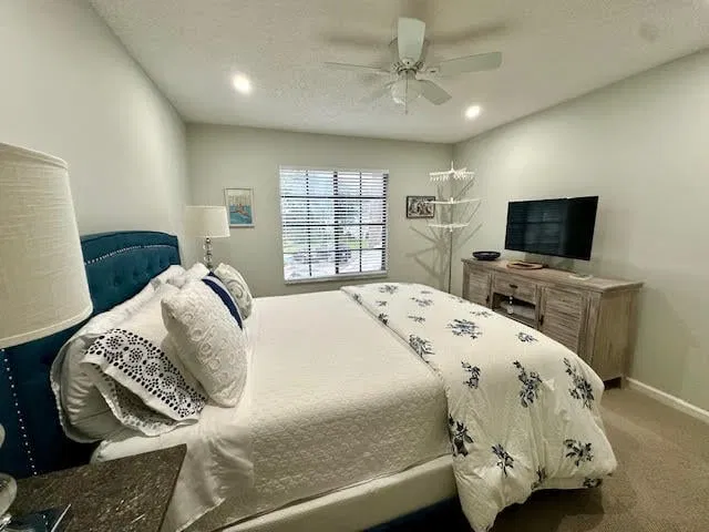  Unit 3305 photo 31