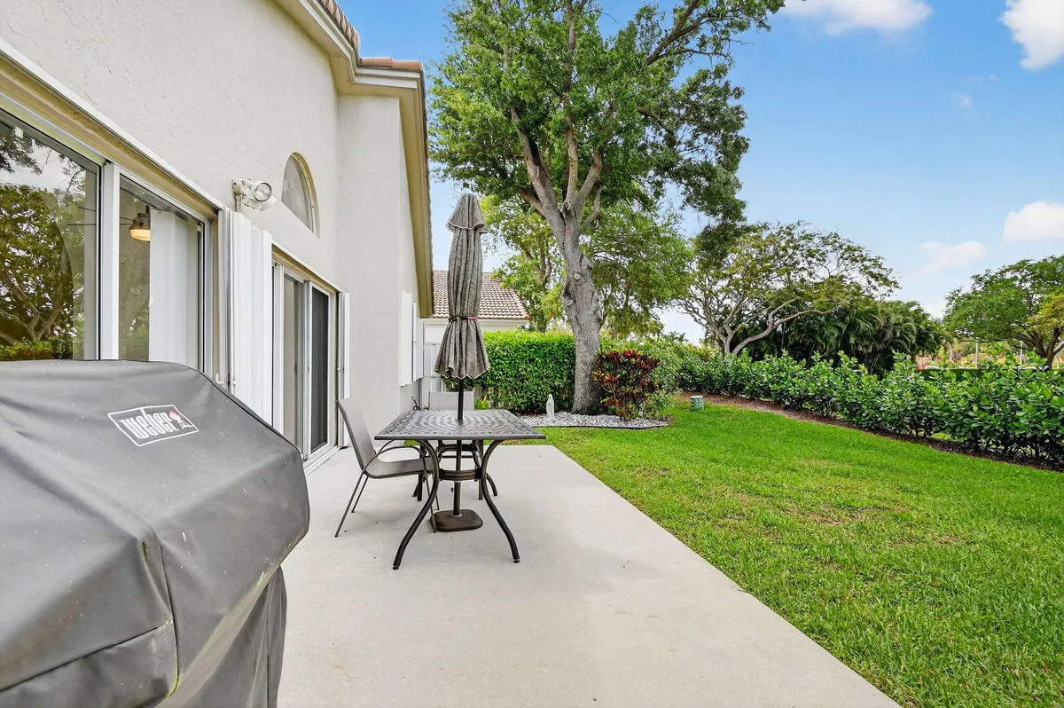 Residence photo 43