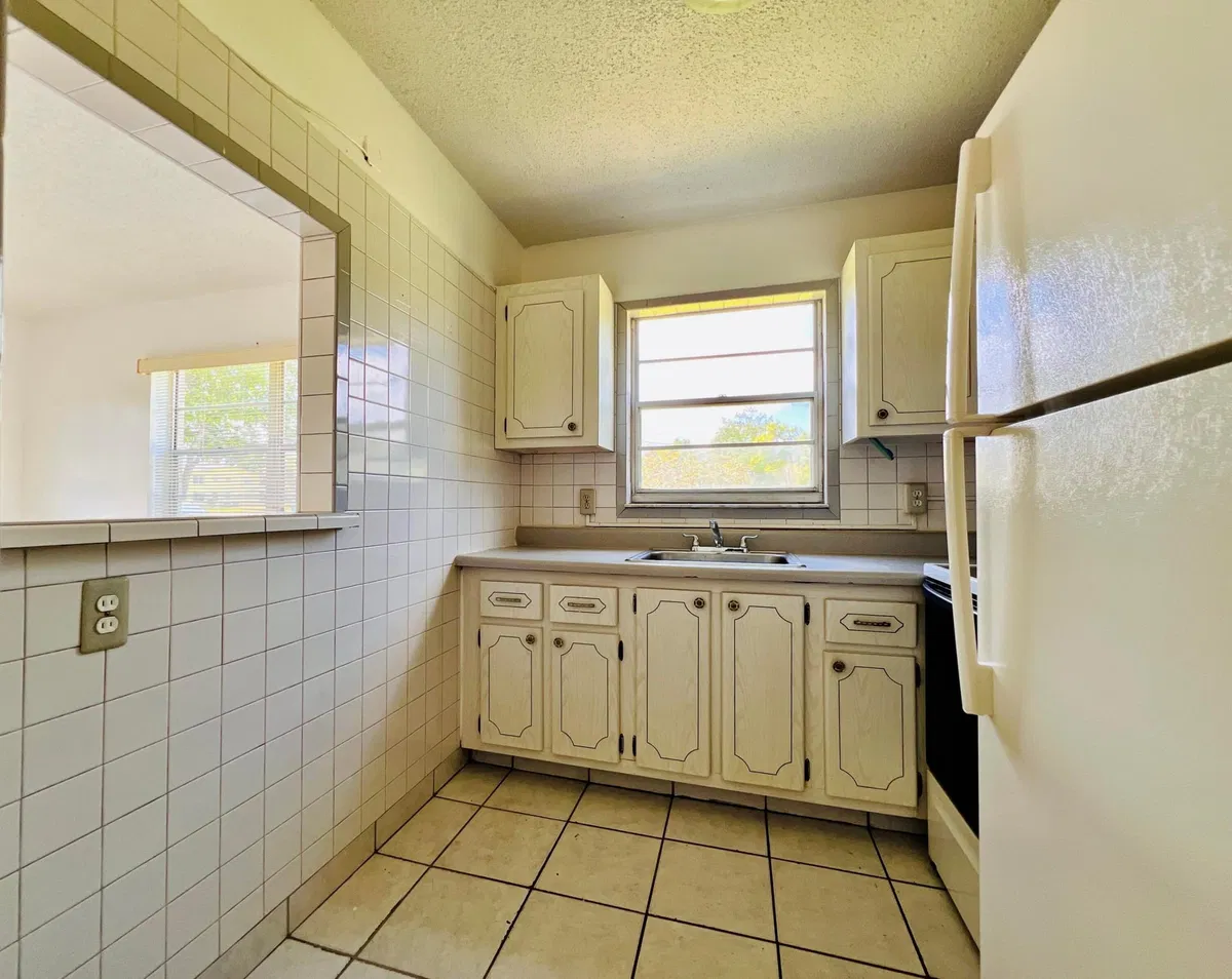 Residence photo 4