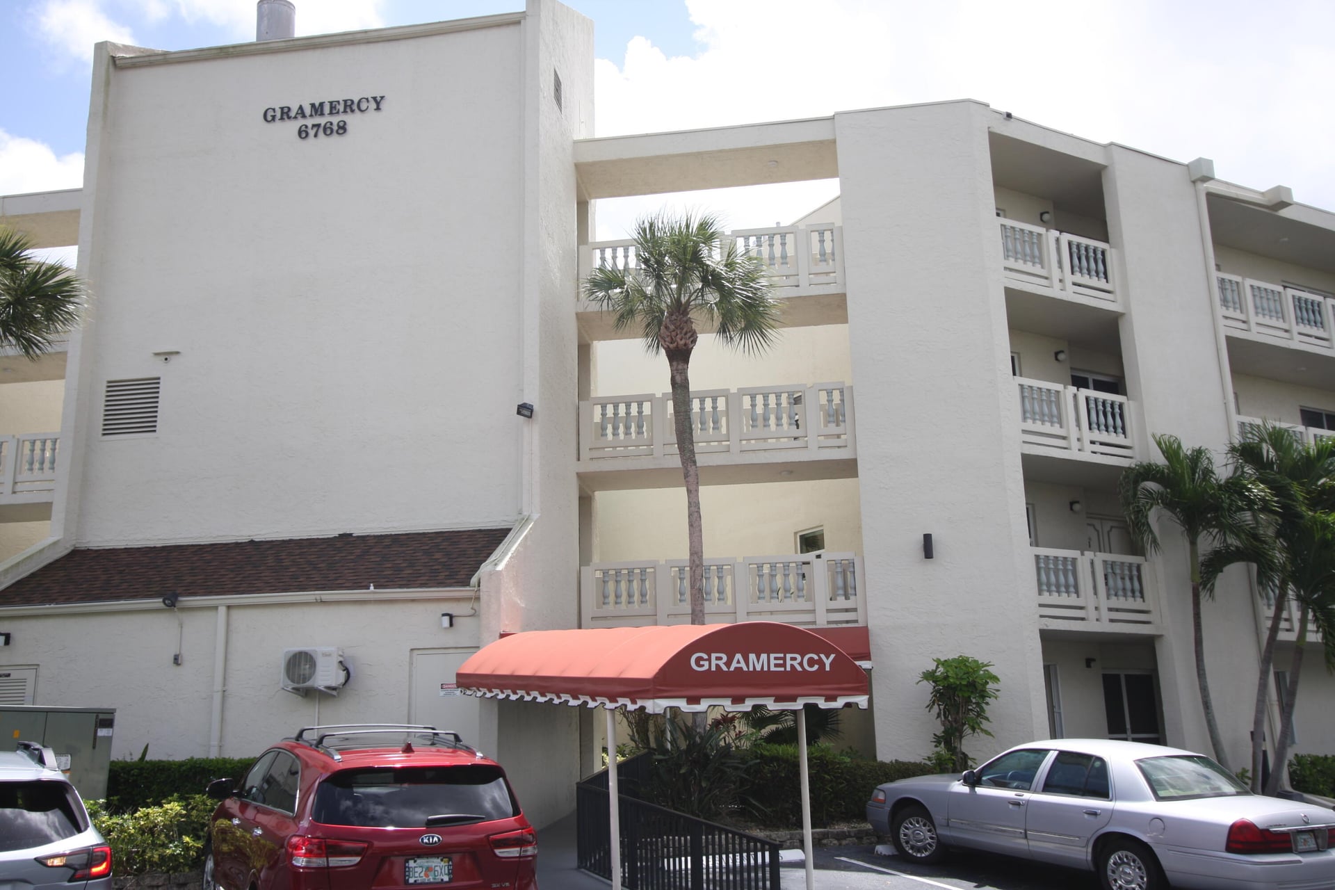 Unit 303 photo 28