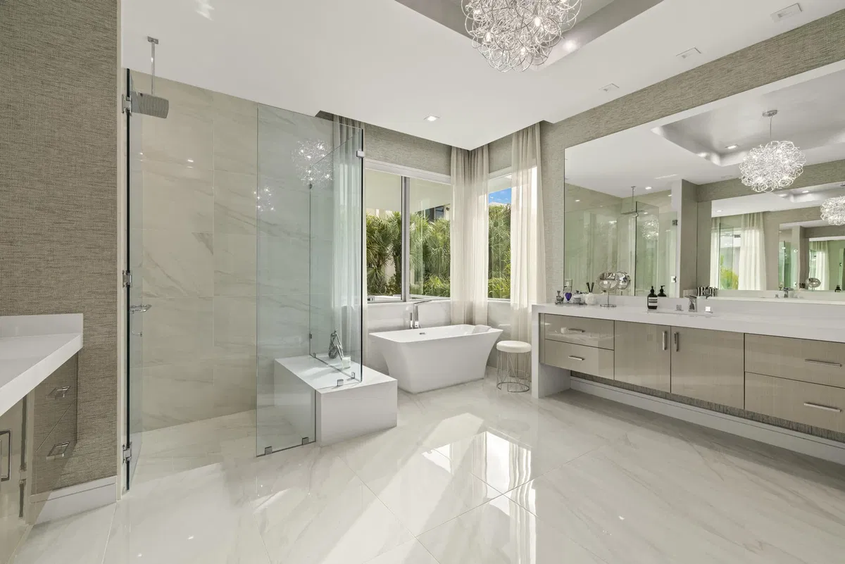 Ocean One Juno Beach Residence photo 16