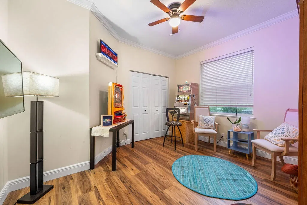 Residence photo 25
