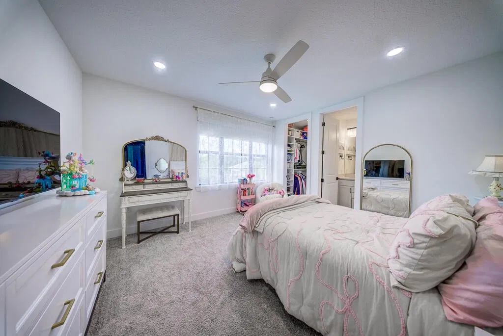 Residence photo 34