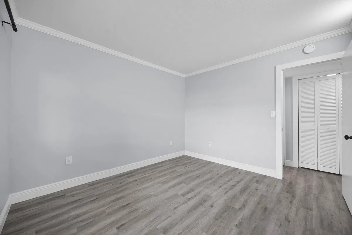 Unit 1314 photo 22