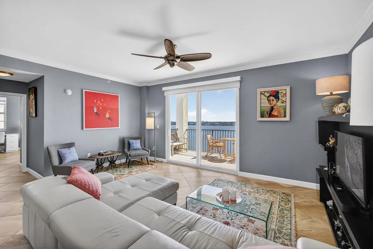 Flagler Pointe Unit 901 photo 13