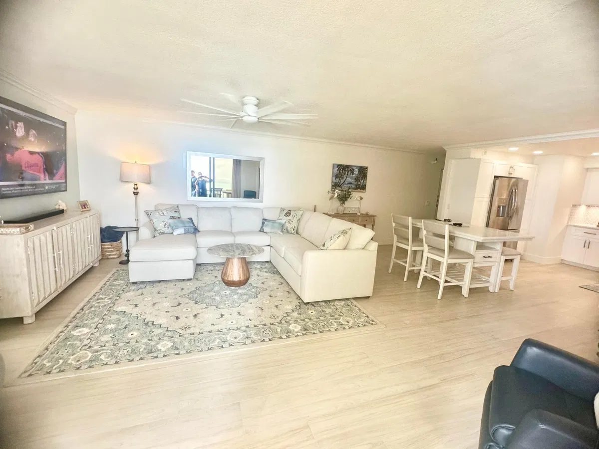 Singer Island Unit B-14-d photo 4
