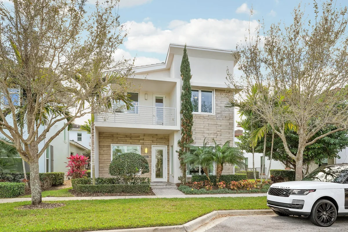 Alton Homes Palm Beach Gardens Residence