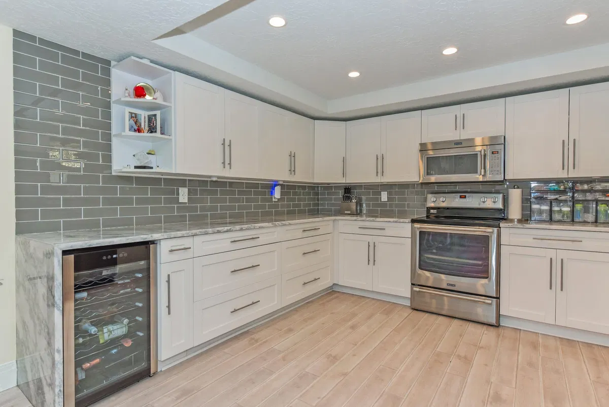 Residence photo 16