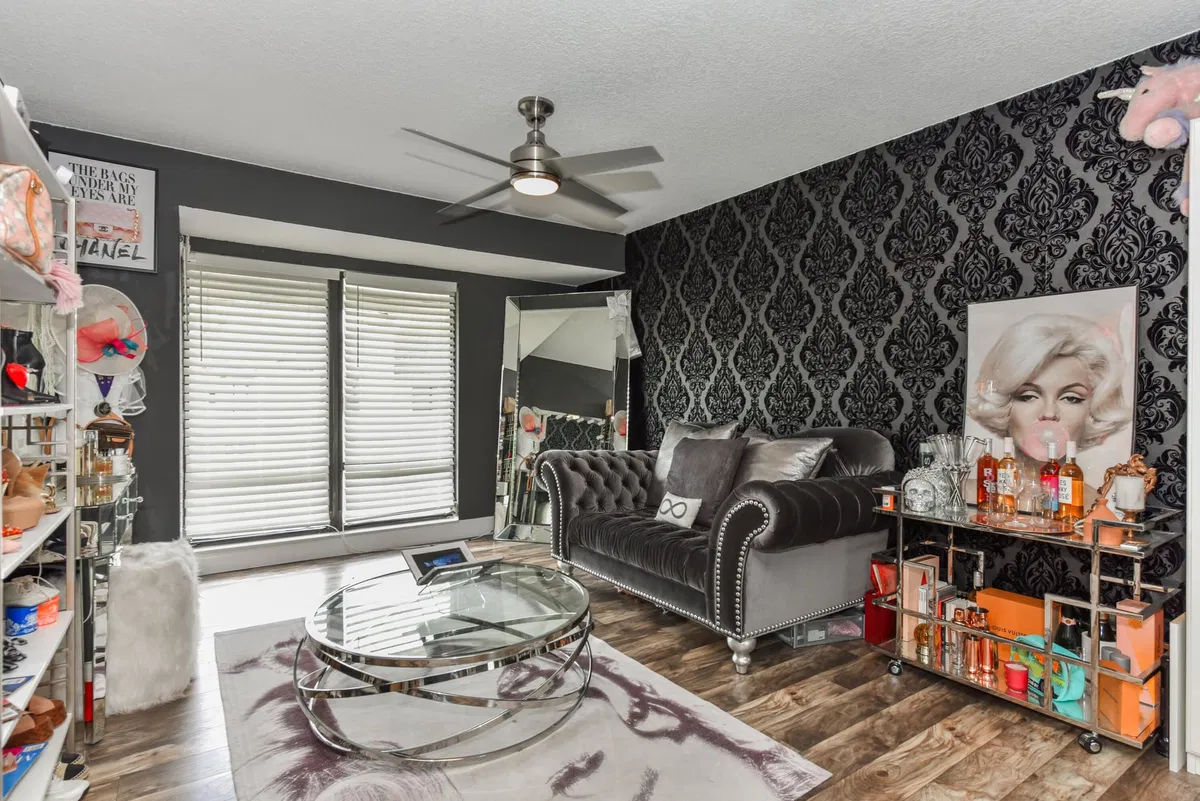Residence photo 25