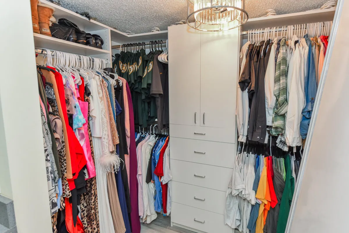 Residence photo 34