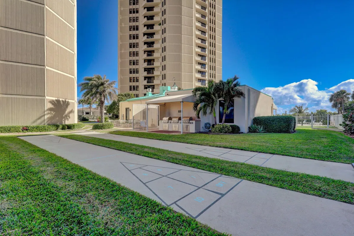 Singer Island Unit B24d photo 55