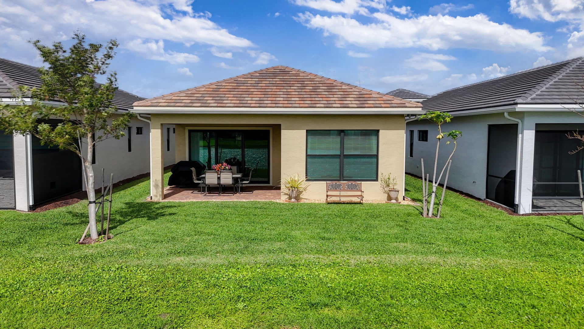 Residence photo 64