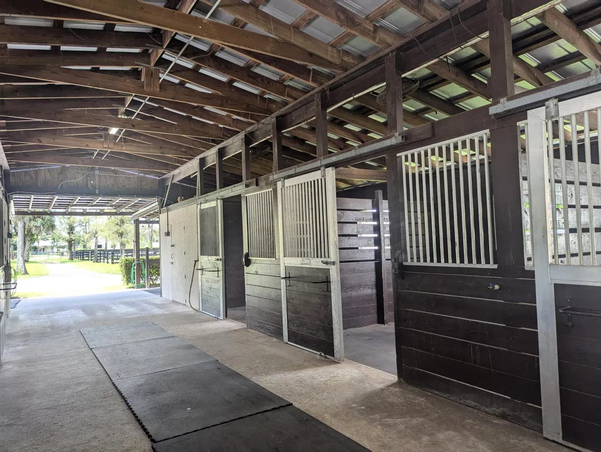 Unit - Barn - photo 16
