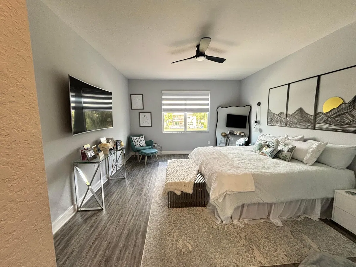 Residence photo 61