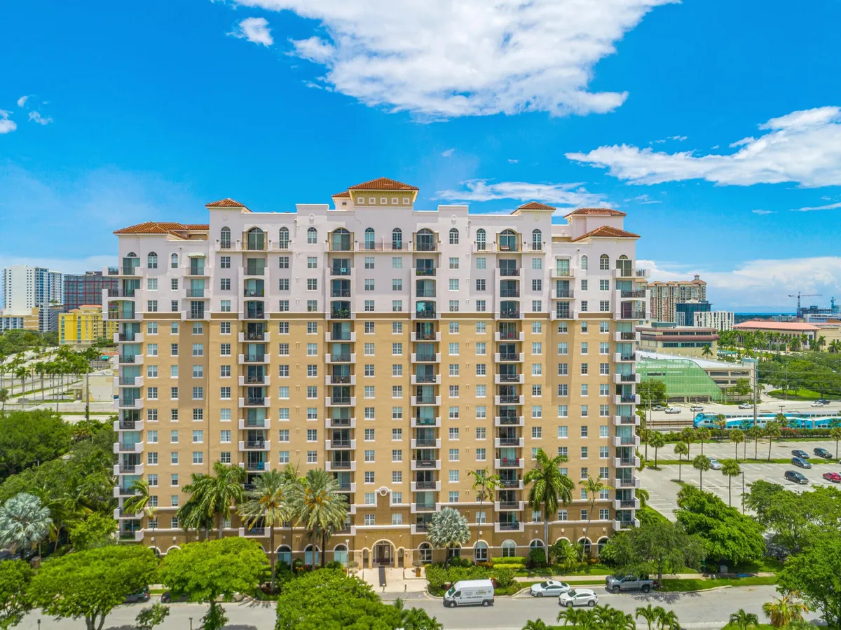 The Montecito Unit 611