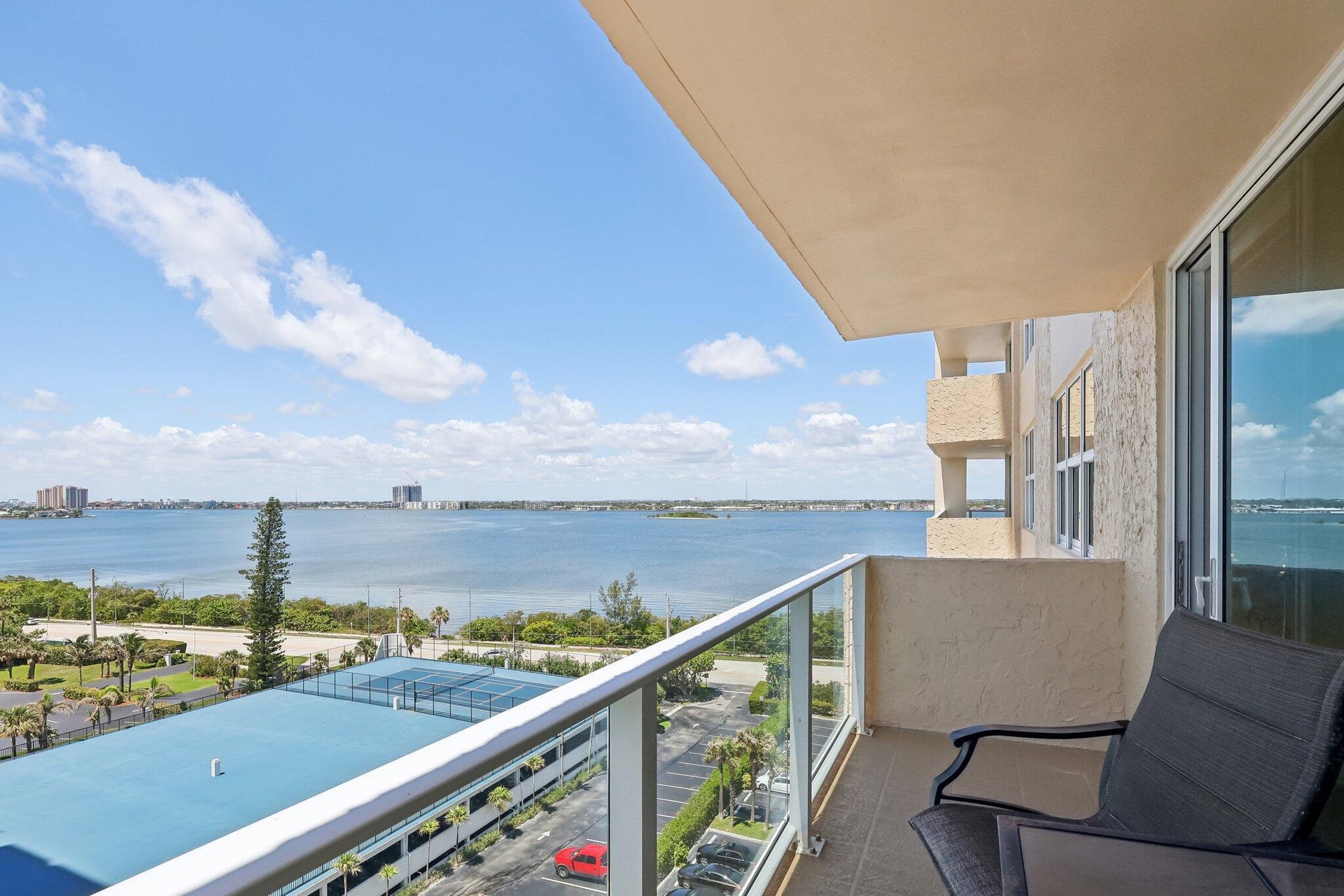 Aquarius Condominium Unit 903 photo 13